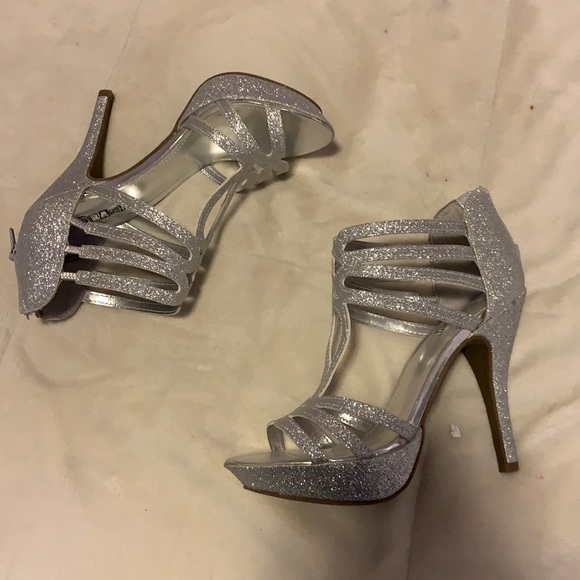 Brash Shoes - Glittery silver shoes
